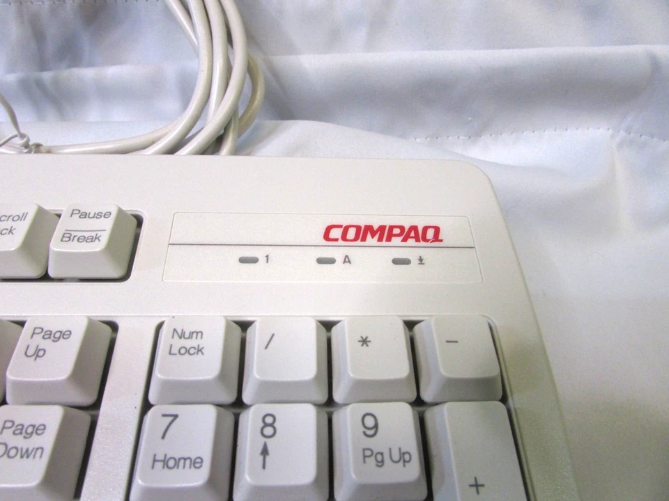Vintage Compaq KB-9860 Computer Keyboard Tested - Image 2 of 4