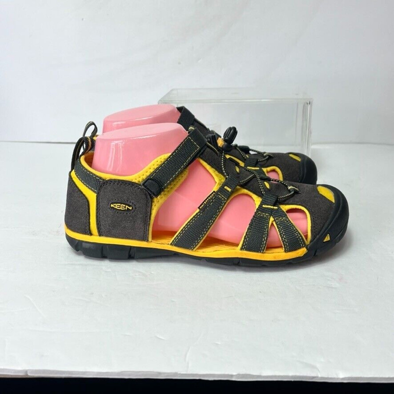 KEEN Sandalo Gioventù 6 Outdoor Acqua Newport H2 Nero Giallo Escursionismo Lavabile