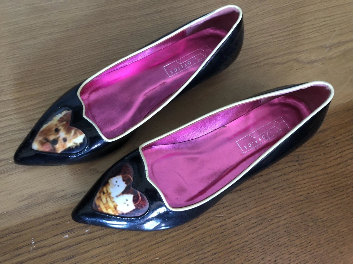 Office store shoes cat