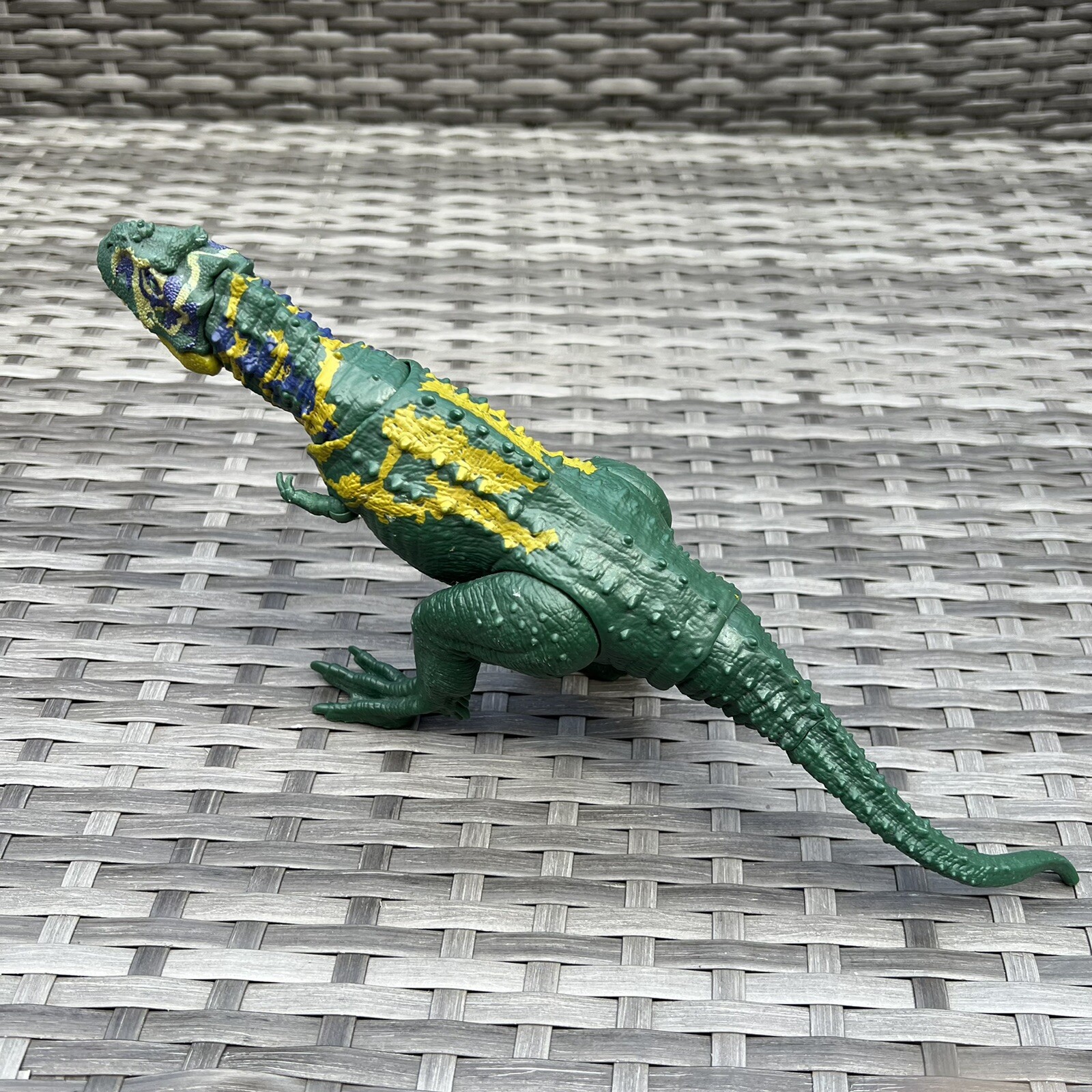 JURASSIC WORLD Primal Attack Sound Strike Majungasaurus Rare GMC95 Mattel