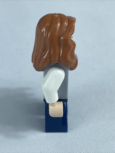 LEGO DC SUPER HEROES Lois Lane Minifigure 76009 Superman MAN OF STEEL sh075 - Picture 4 of 6