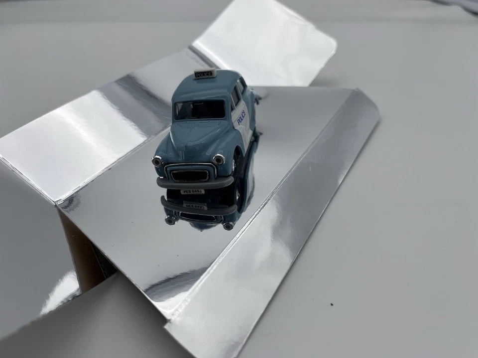 Corgi Classic Cars Morris Minor 1000 Police 1:43 Scale 1988 Made In England - Image 3 of 4