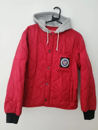Veste À Capuche Matelassée Supreme FW17 Taille M Rouge Nylon