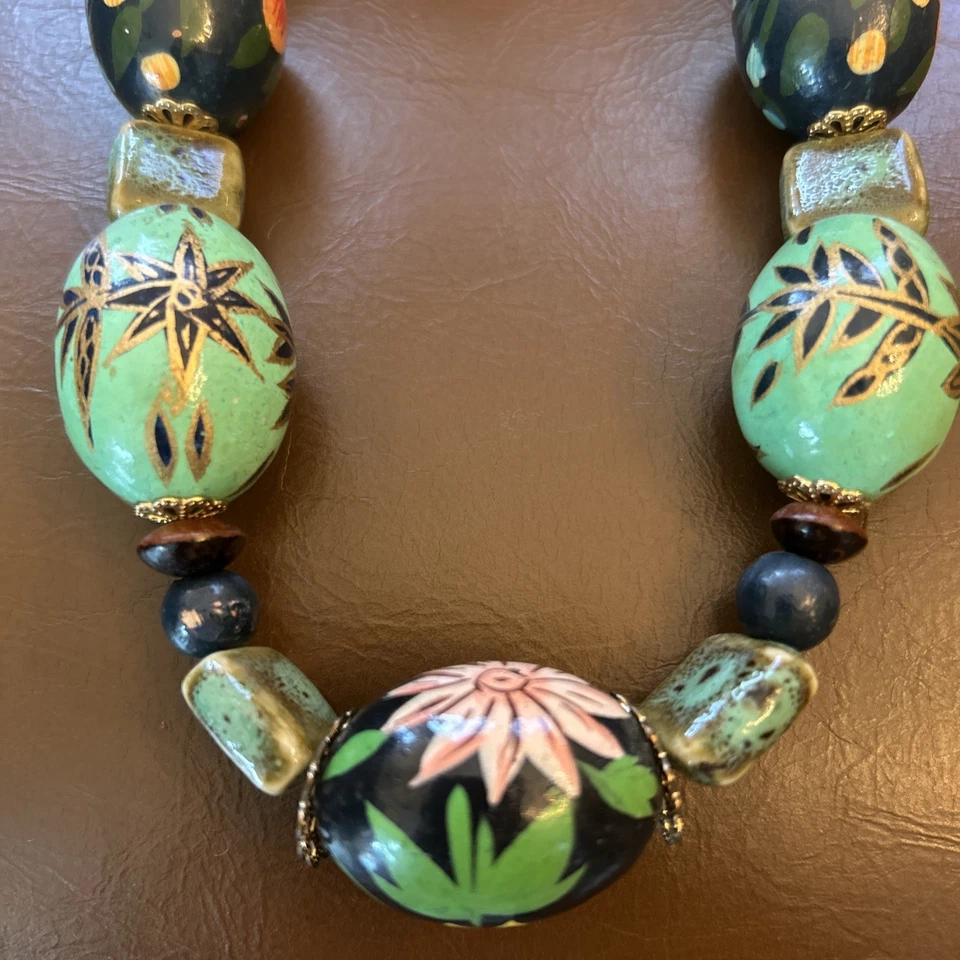 VintageVENETIAN MURANO MORETTI MILLEFIORI GLASS Colorful BEAD Beaded NECKLACE - Image 3 of 4