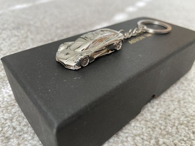 NIB~  Aston Martin Valhalla 007 JAMES BOND Keychain Keyring