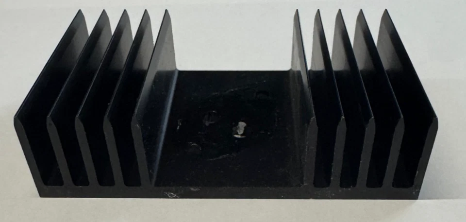 4 Pezzi - Dissipatore in alluminio per TO-3 - 25x50x90mm - Immagine 3 di 4