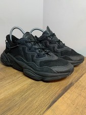 Adidas Ozweego Turnschuhe Unisex Größe 5 ART EE7775 schwarz sehr guter Zustand