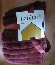habitat Faux bunny fur Throw 125 x 150cm soft cosy autumnal red leaf colour NEW