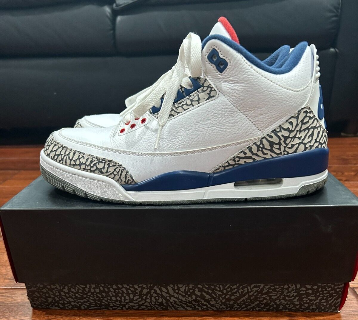 Air Jordan 3 Retro True Blue Size 8 Mens 2019 OG Nike Air White 854262-106 Jordan 3 Retro OG  main image 2