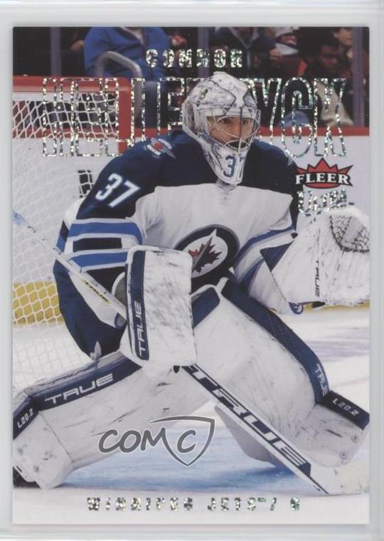 2021-22 Upper Deck Fleer Ultra Silver Foil Connor Hellebuyck #90