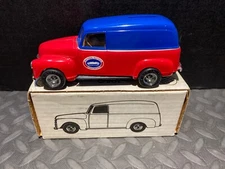 1:25 ERTL VINTAGE BANK 1950 CHEVROLET PANEL NATIONAL HOT ROD ASSOCIATION NHRA