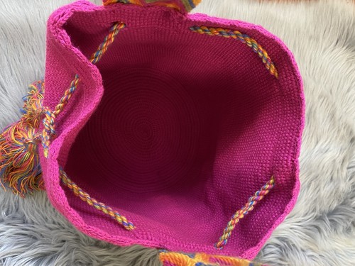 Wayuu Mochila Colombian Bag Handmade Original Unique One of a Kind Hot Pink NEW - Picture 6 of 7