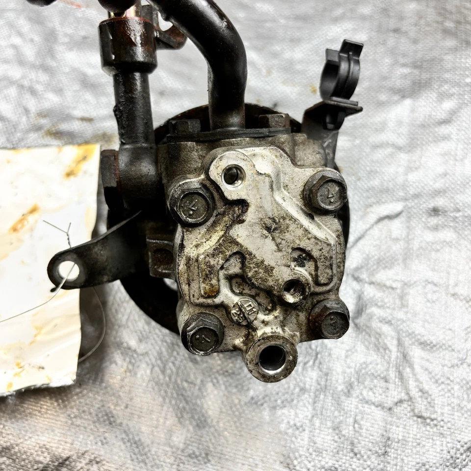 Nissan Xterra 2005 4,0 L V6 bomba de dirección asistida OEM Foto 4 de 4