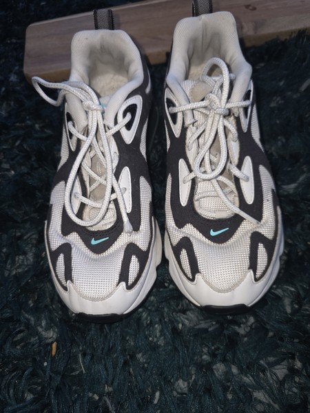 Nike Air Max 200 AT6175-105 Low Top Lace Up Sneakers White/Black US 7