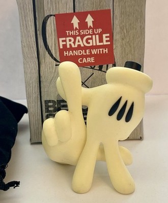 OG Slick x Beyond The Streets 3  LA Hands Resin Figure 2018 Limited #15/500 RARE