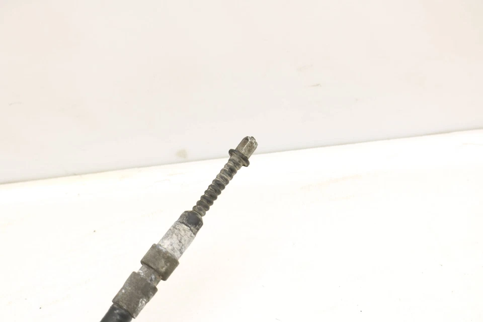 BMW 535I XDRIVE 2009-2010 - Cable de freno de emergencia/estacionamiento derecho 6770602 Foto 2 de 4