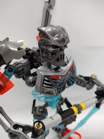 LEGO BIONICLE 70791 Skull Warrior set w/ weapons - 99% complete
