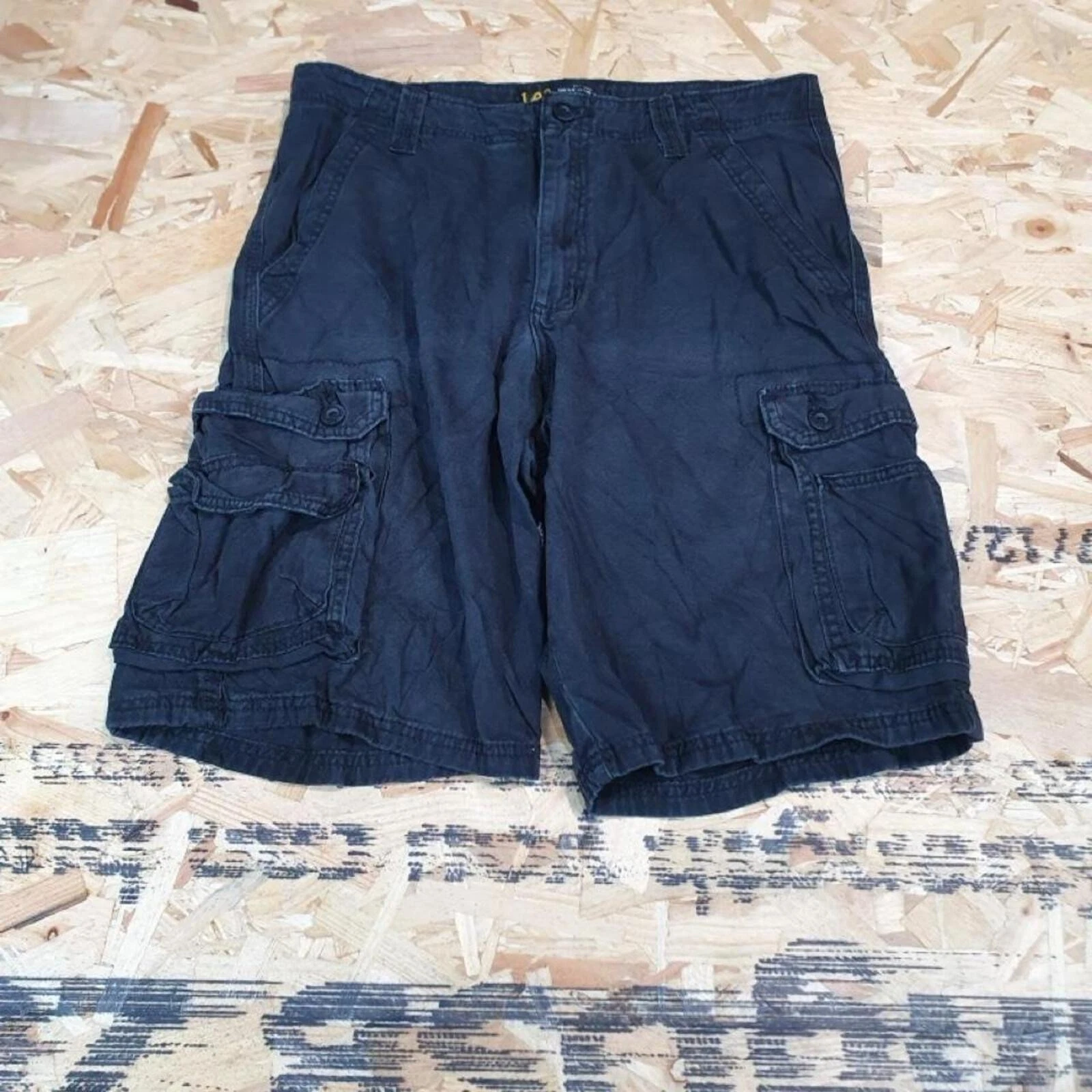 Vintage Lee Cargo Shorts Men’s 32W Navy Outdoors Casual DA709