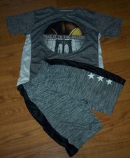 Boy Shorts  T-Shirt 2 Pc Set Gray  Black Bridge Screen Print  Stars Size 7