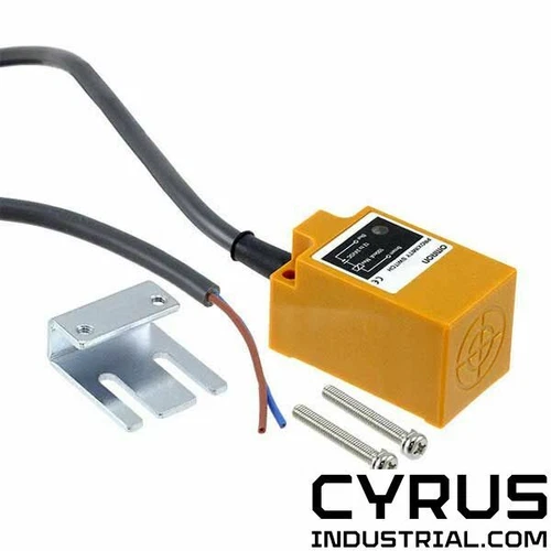 OMRON TL-Q5MD1 Rectangular Standard Proximity Sensor
