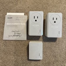 TP-LINK TL-PA4020P AV500 2-Port Powerline Adapter w/Power Outlet Set 2 