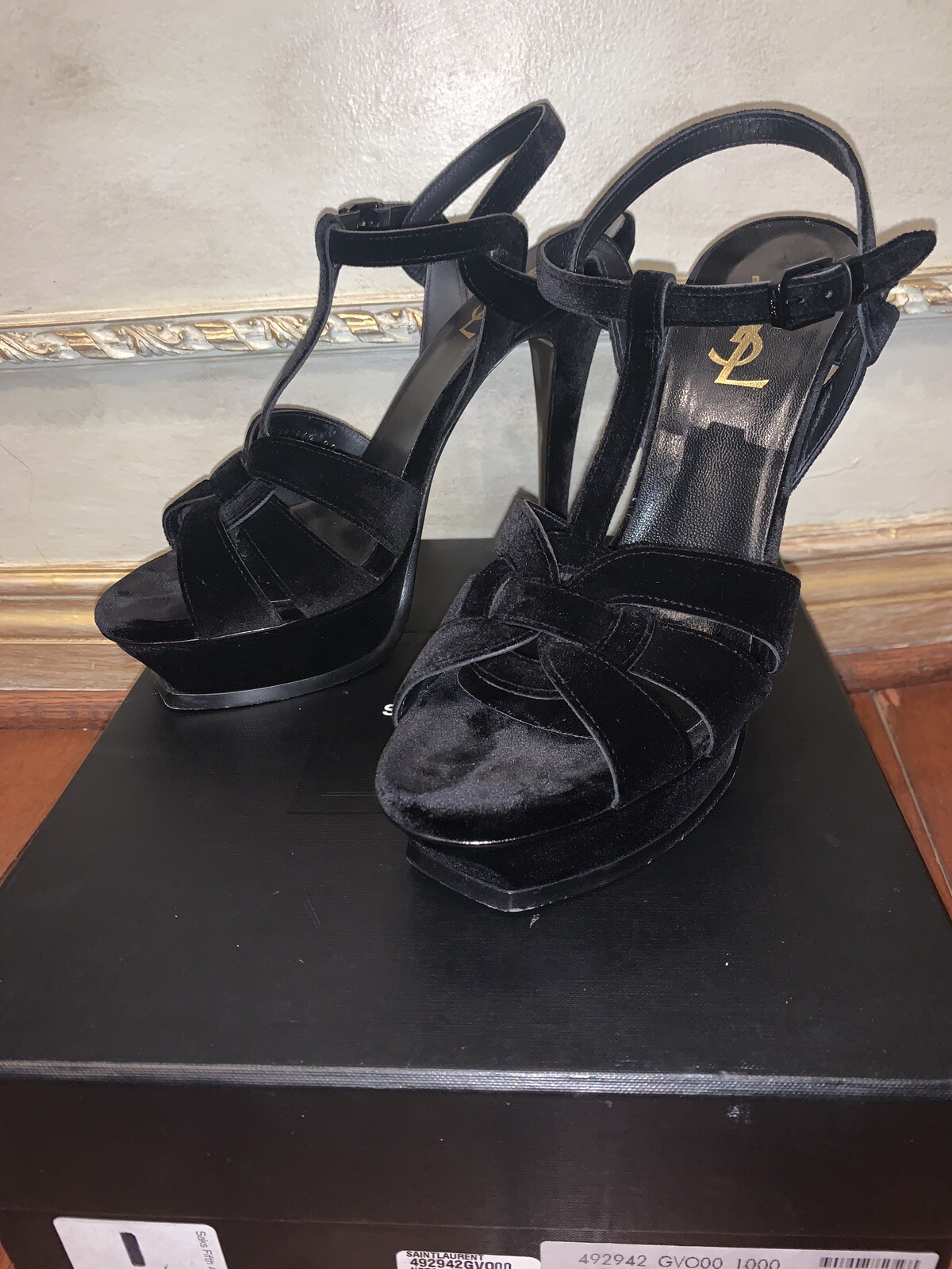New! Gorgeous YSL Saint Laurent Black Velvet Tribute Sandal Heel Approx 5.5 Inch