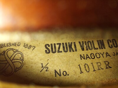 Suzuki model 101RR size 1/2 violin, Japan 1971, with case & bow
