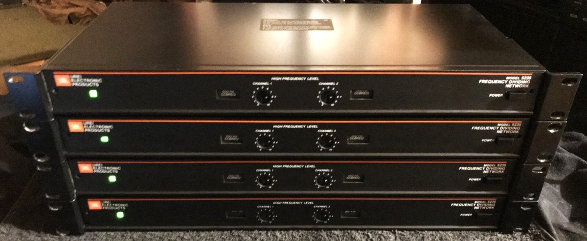 JBL UREI 5235 チャンネルデバイダー 通電動作確認済み　オーディオ JBL UREI 5235 チャンネルデバイダー 通電動作確認済み オーディオ JBL
