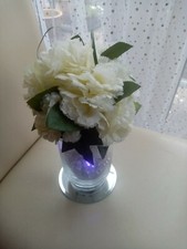 TABLE CENTRE. PCE. .IVOIRE, ŒILLET. GRASS.LEAF. MARIAGE, FÊTE.OCC. DOUCHE.GRAVE