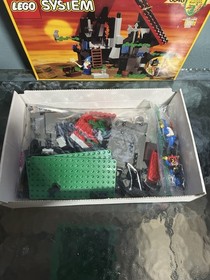 LEGO Castle: Majisto's Magical Workshop (6048) - Complete In Box w/ Instructions