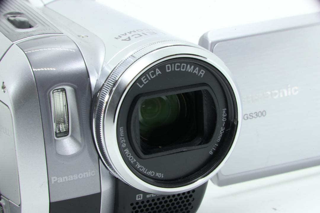 【N2140】 Panasonic NV-GS300 パナソニック Amazon.co.jp: NV-GS300 シルバー Panasonic : 家電＆カメラ