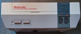 TESTED AND REPAIRED NES w/ Donkey Kong, 2 Controllers, Zapper, and All Cables