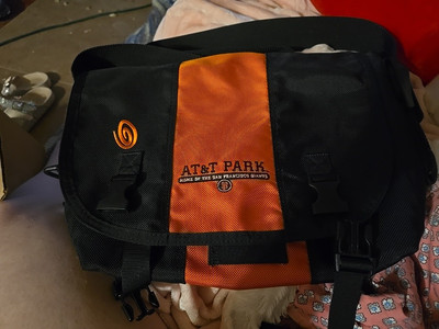Timbuk2 AT&T Park San Francisco Giants Messenger Bag Black Orange Limited Ed.