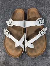 Time and Tru Flats Thong Sandals White Slip Ons WMTT24AM037 Women's Size 11W EUC