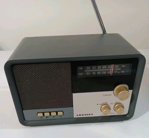Crosley CR3036D-CL Tribute AM/FM Radio with Built-In Bluetooth - Charcoal - Picture 4 of 14