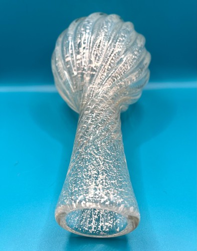 Mikasa by Kurata Handcrafted Swirl Crystal Glass White Bud Vase w/Silver Flakes - Picture 7 of 13