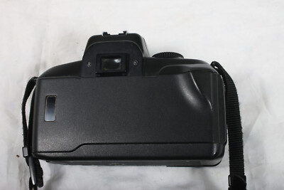 CANON EOS 700 FILM CAMERA w Sigma AF MC 28-70MM ZOOM LENS - Works