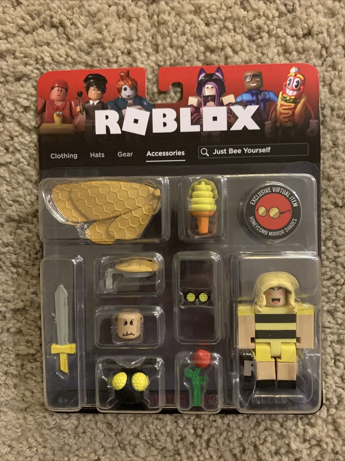 Roblox Figura e Acessórios Avatar Shop Just Bee Yourself - Sunny