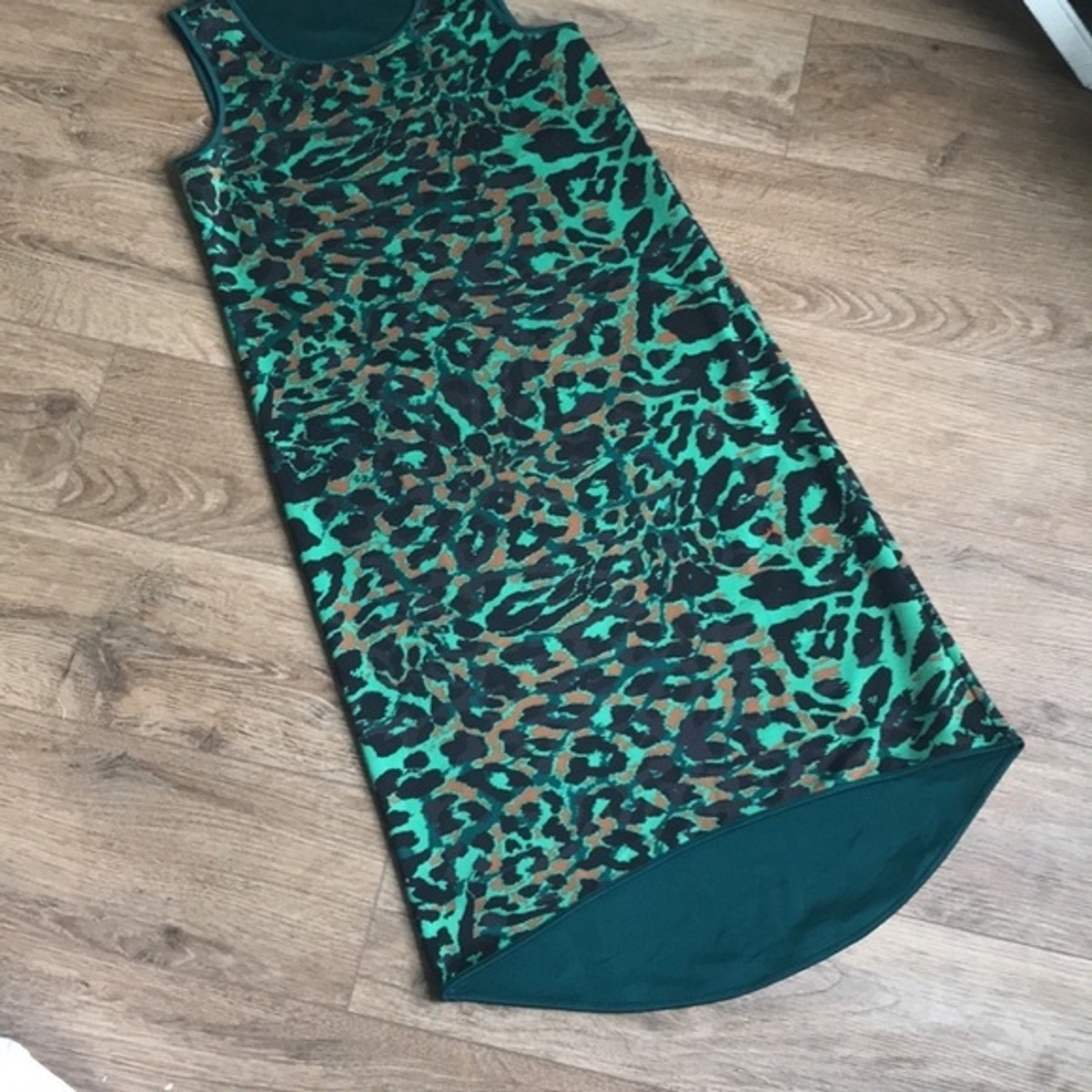 Chico's | green animal print sleeveless hi-low MIDI dress. Size 1 reg 8/10.  | eBay