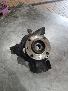Original Fiat Punto II 188 Achsschenkel Radlager Radnabe vorne rechts