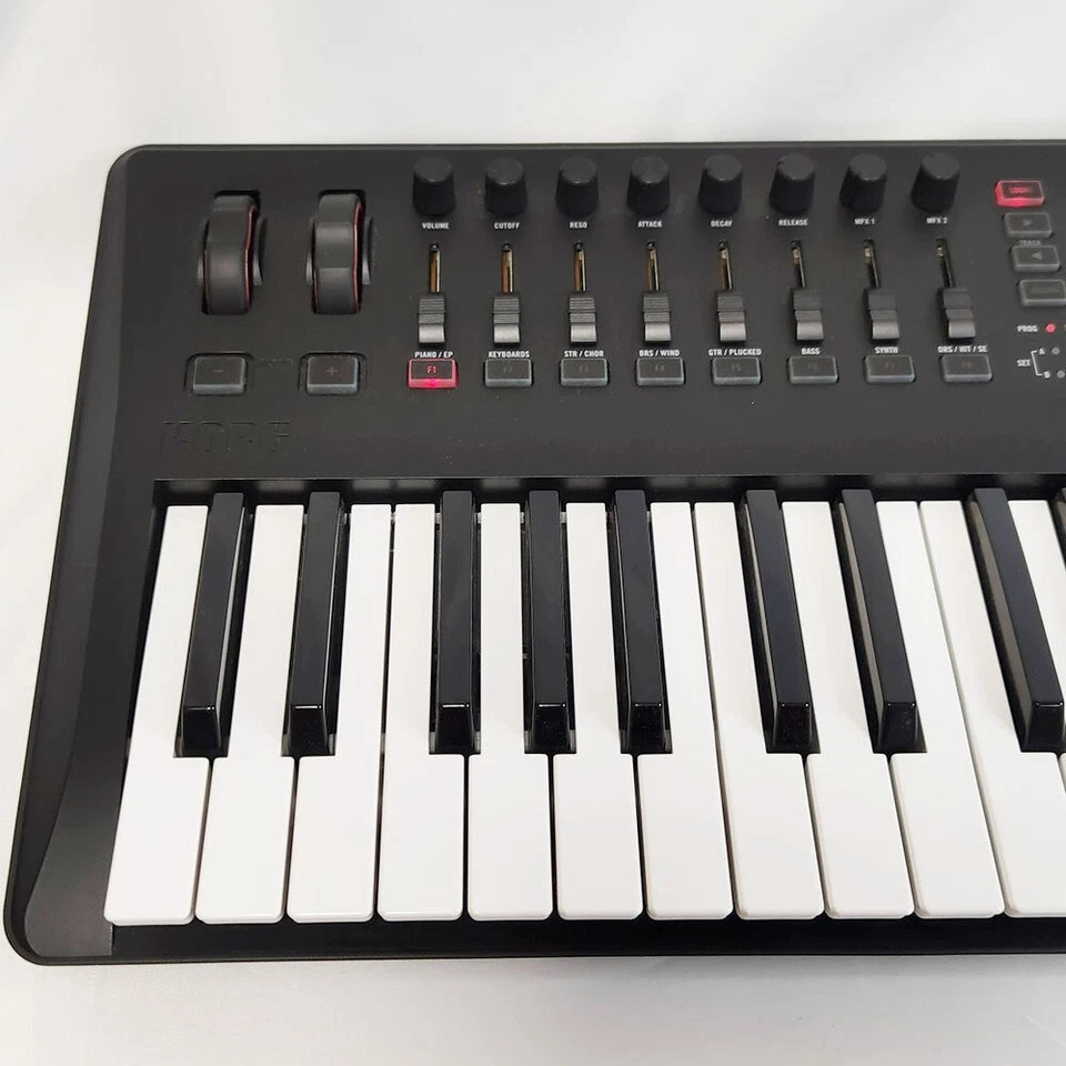 KORG  TRITON  taktile 49 TRTK-49 keyboard synthesizer Controller Working F/S - Image 2 of 4