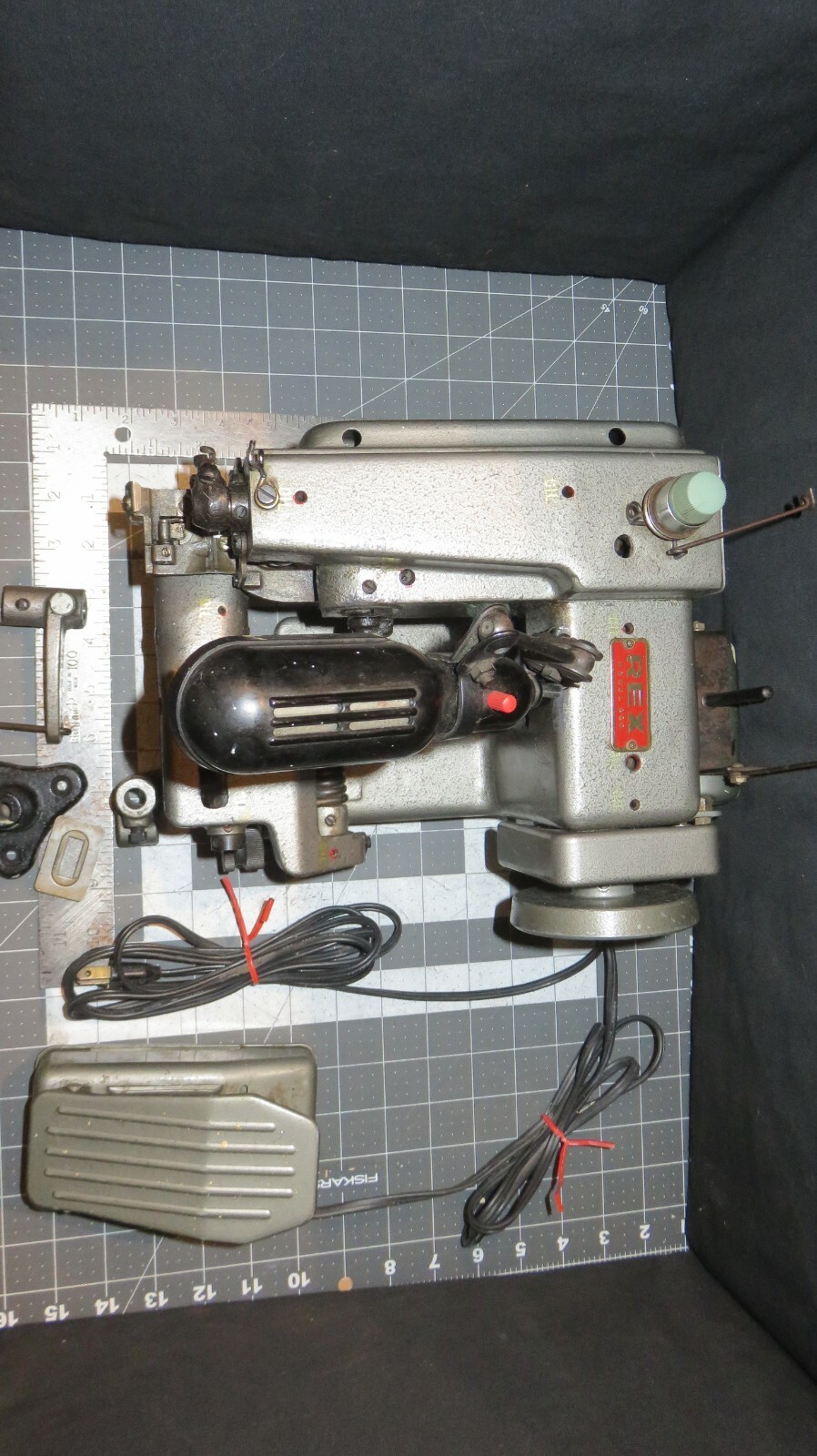 Picture 3 of 9
