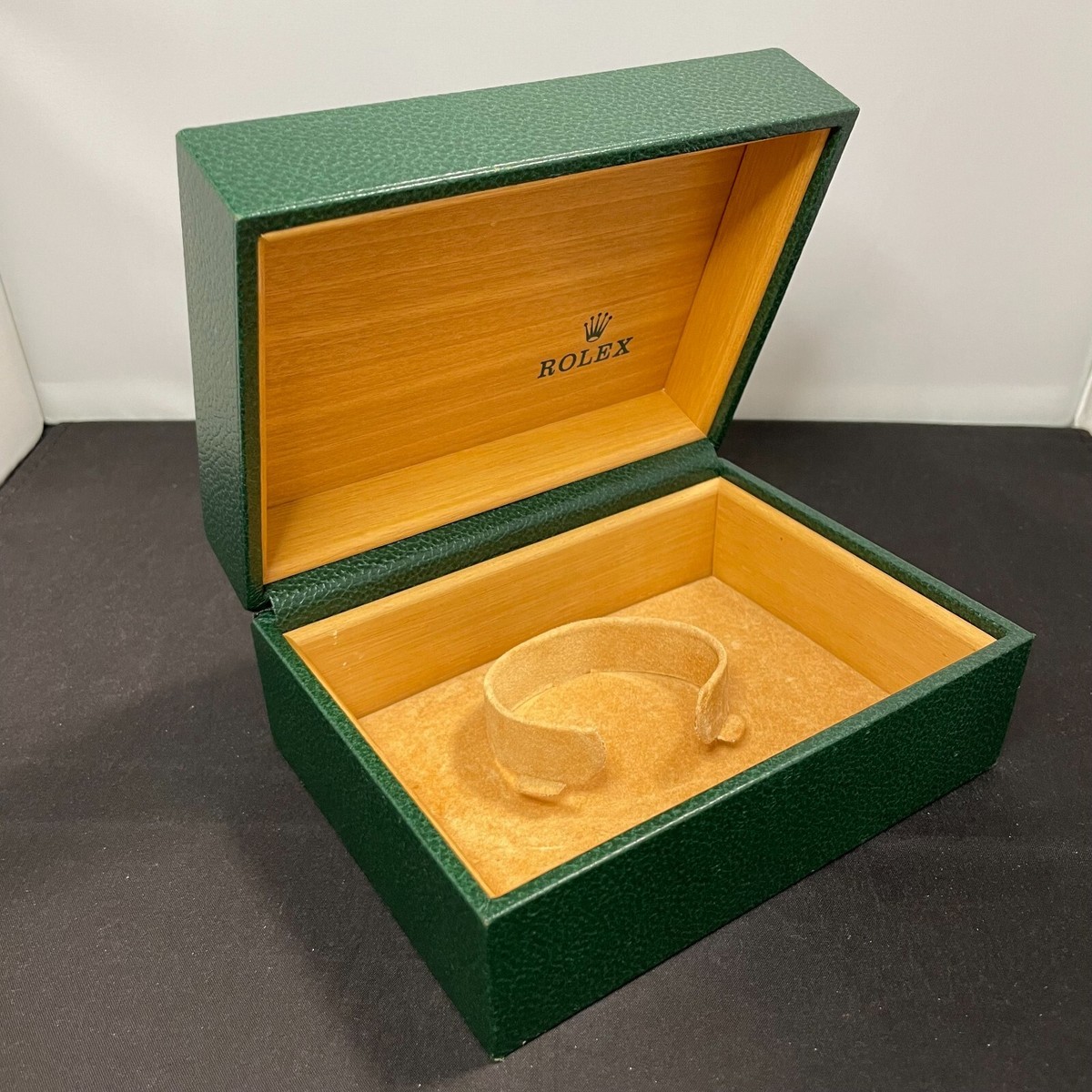 ROLEX Watch Box Case 64.00.02 (No Outer Case,Pillow) C Ring 100