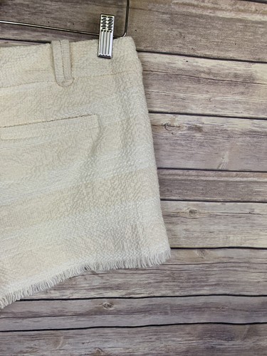 Lou & Grey Womens 8 Flat Front Shorts Cream Stripes Frated Hem - Picture 5 of 9