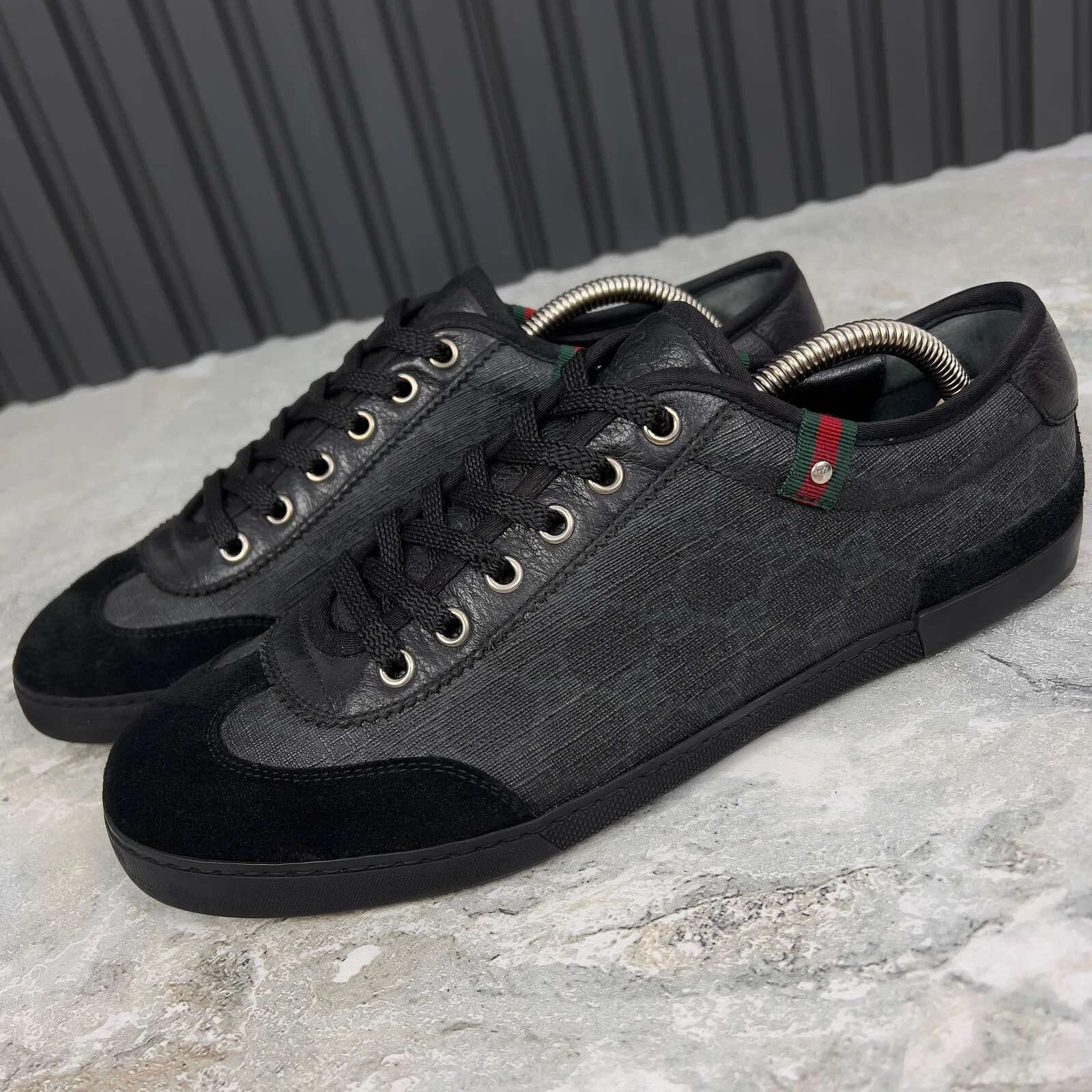 Baskets monogramme Gucci Supreme GG cuir noir 7 G ou 7,5 US ou *