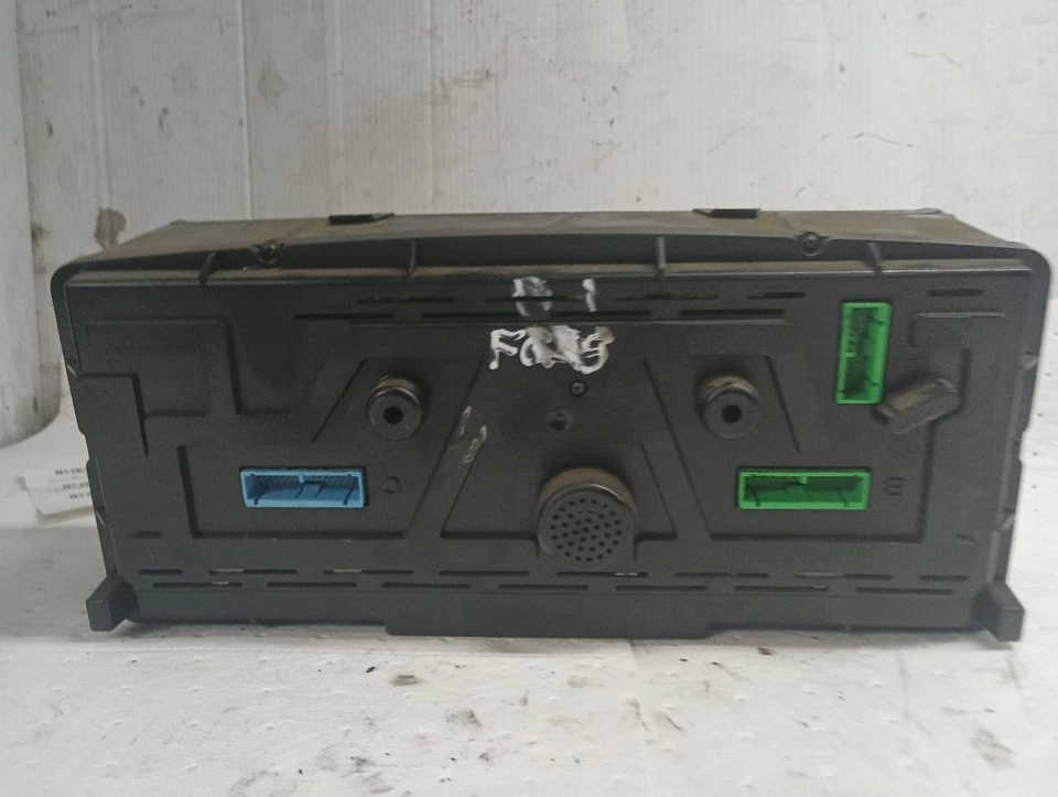 21014196-P01 Volvo VNL Speedometer Cluster (12111513 - Image 4 of 4