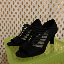 Black Strappy heels pumps size 7