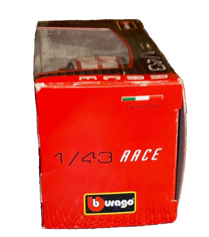 Abarth 500 Burago 1/43 — 第 2/3 张图片