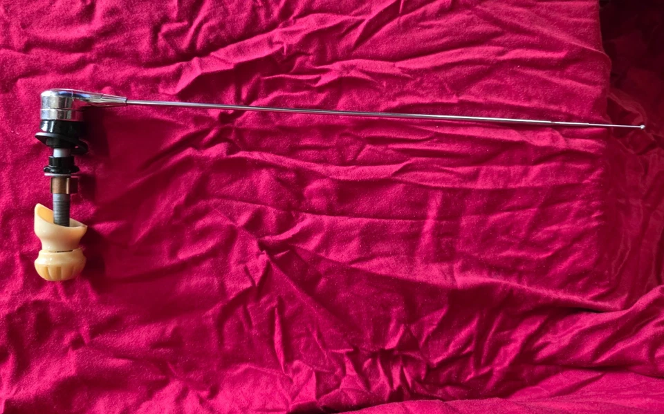 Antena de techo giratoria Packard 1948 1055076 Foto 3 de 4