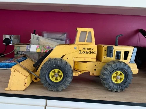 Vintage Tonka mighty loader front